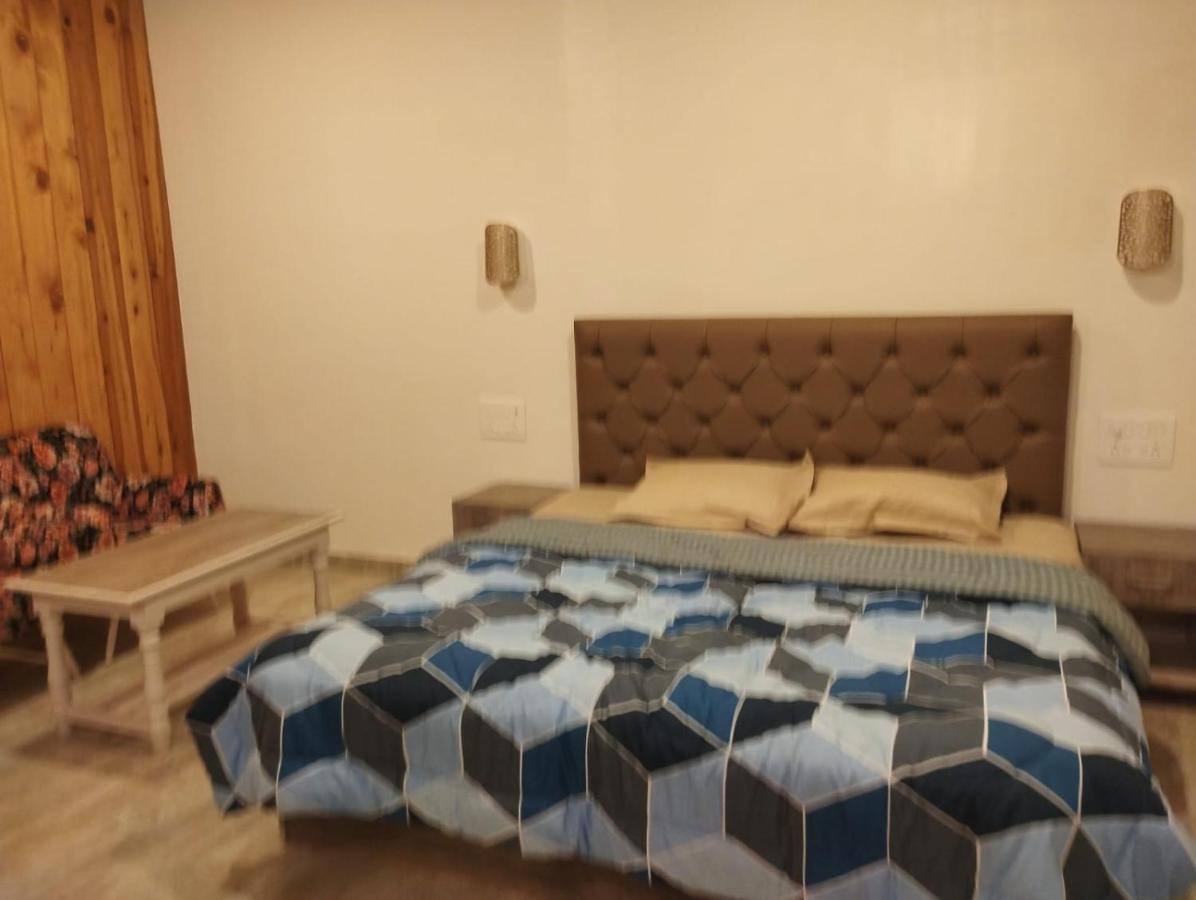 Farsal Villa Srīnagar 外观 照片