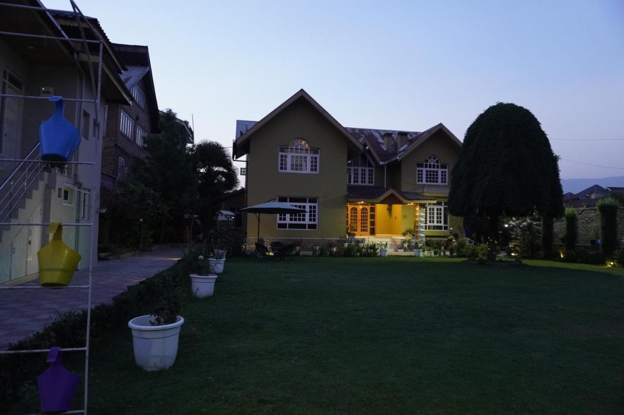 Farsal Villa Srīnagar 外观 照片