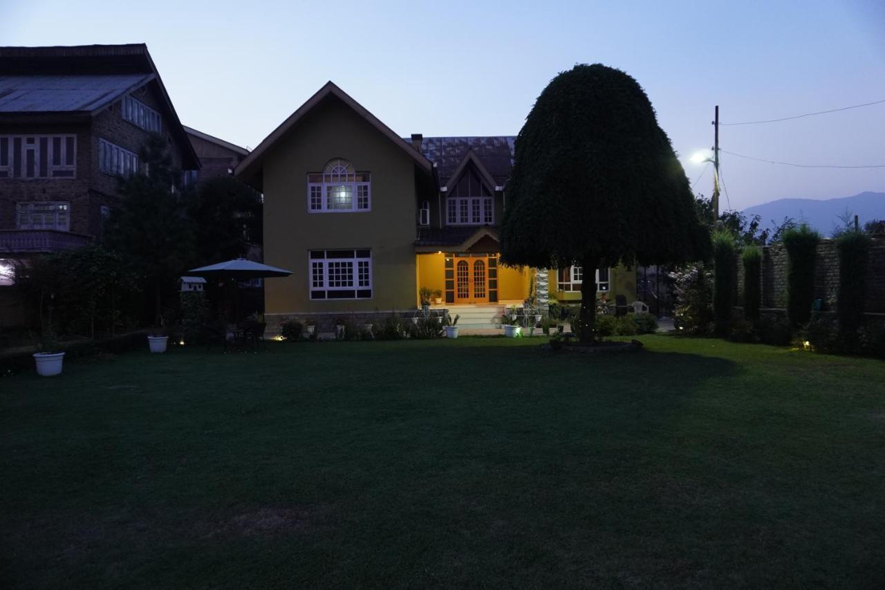 Farsal Villa Srīnagar 外观 照片