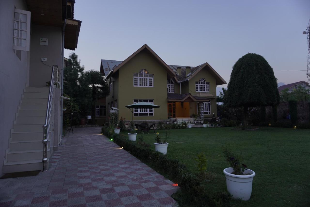 Farsal Villa Srīnagar 外观 照片