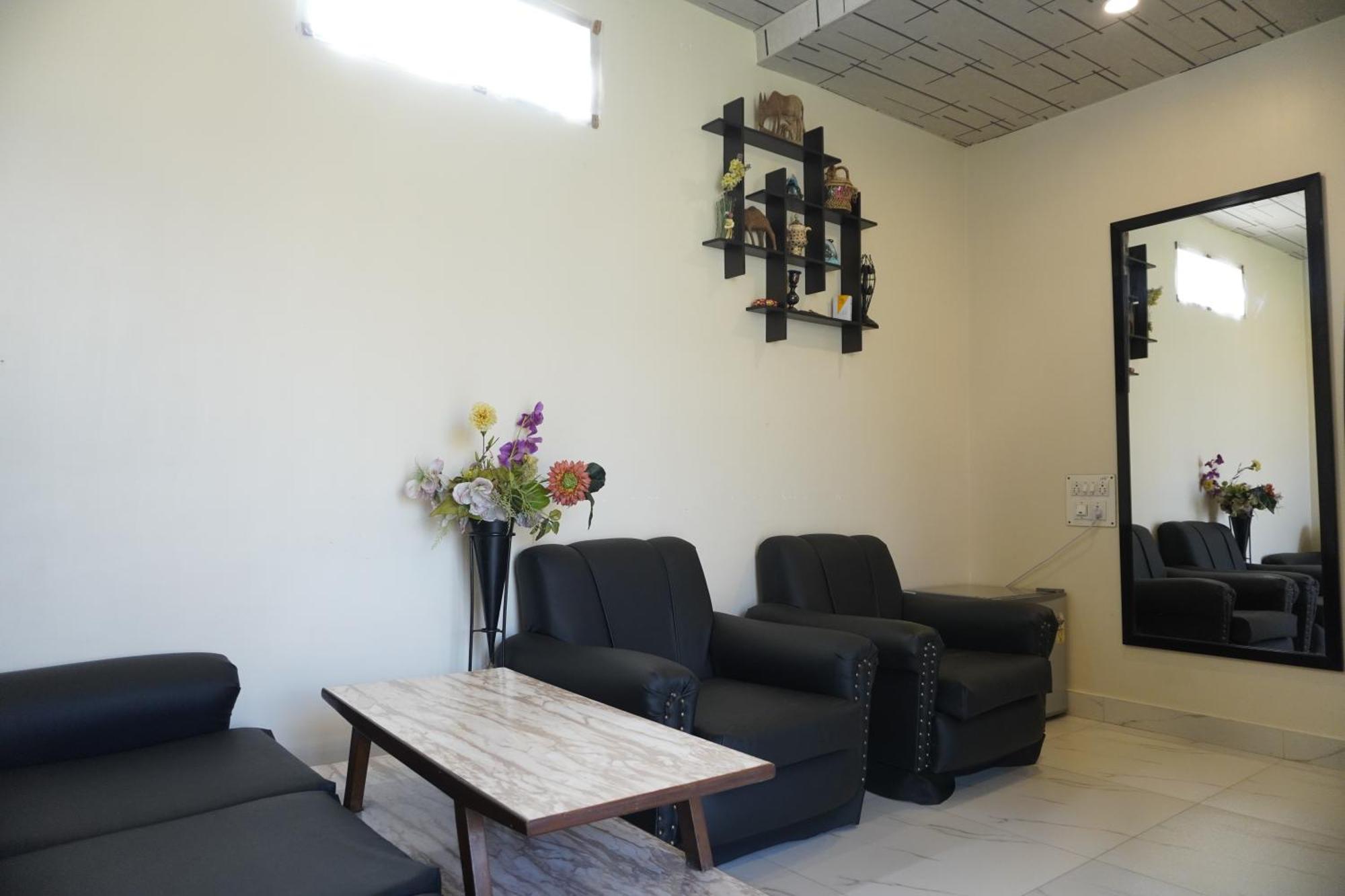 Farsal Villa Srīnagar 外观 照片